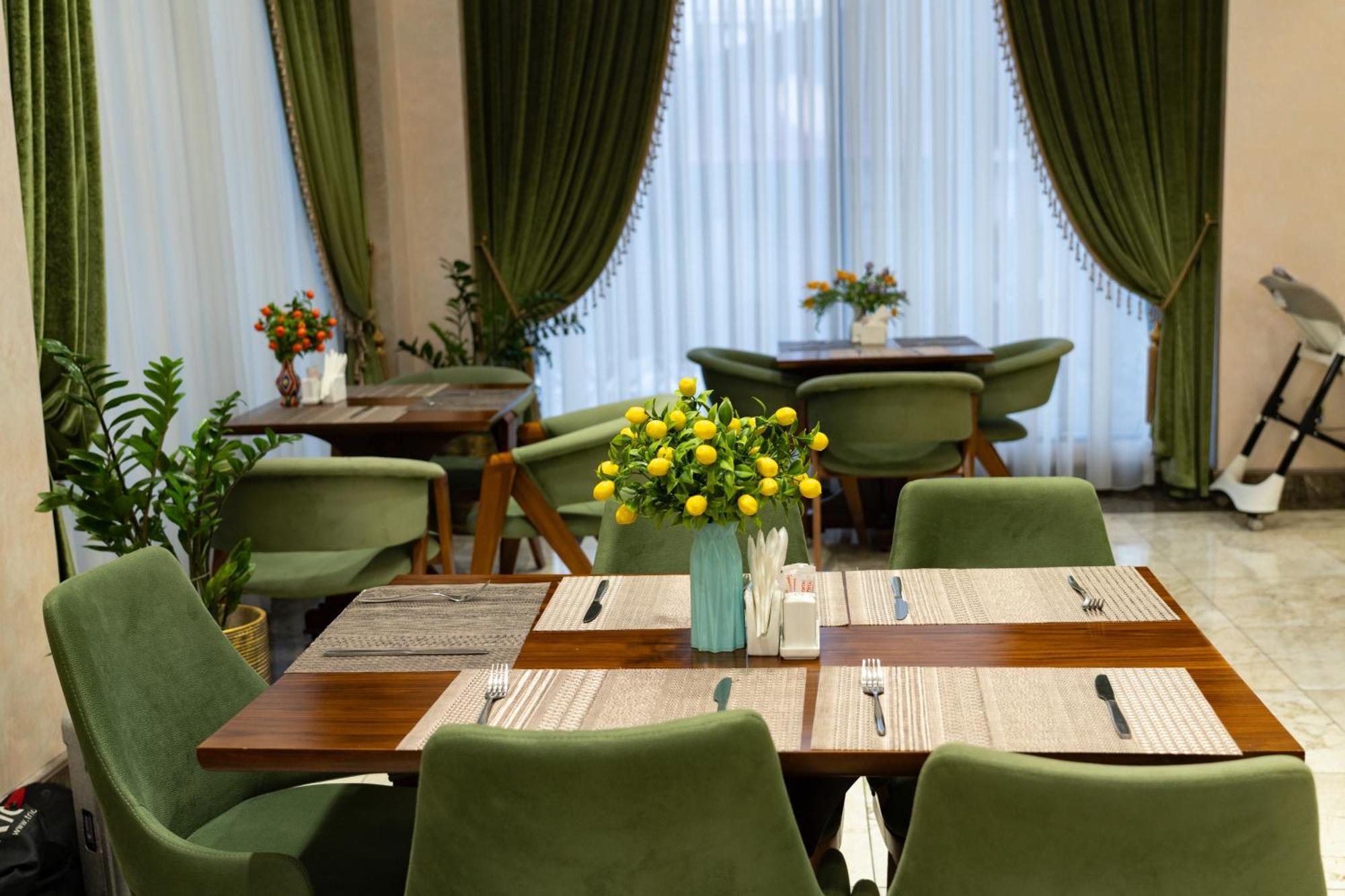 Al Anvar Halal Hotel By Hotelpro Group Tashkent Exterior photo